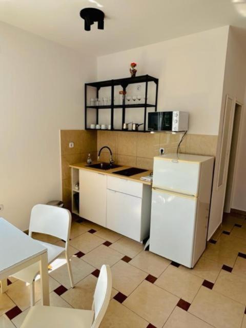 Appartamento Oasis Blue Primošten Esterno foto