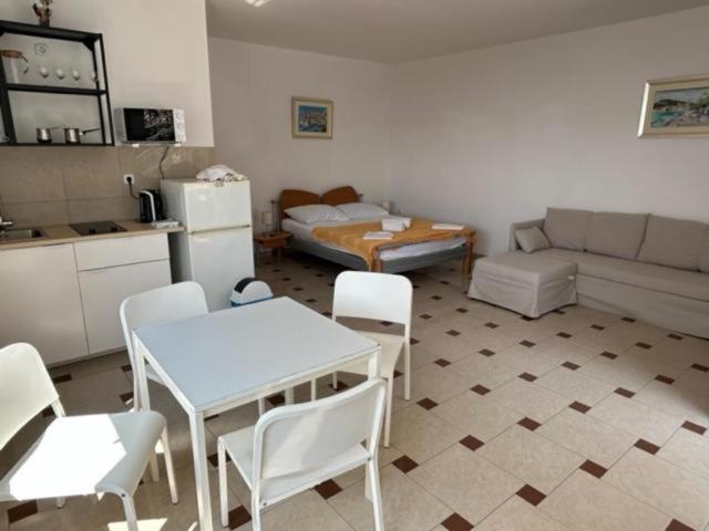 Appartamento Oasis Blue Primošten Esterno foto